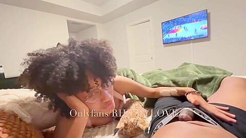Lightskinned Black Teen 18+ Stepsister Rides Stepbrotheris Cock During March Madness