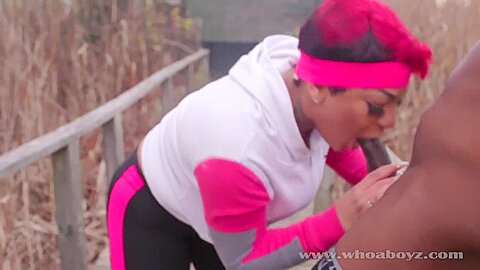 Cali Kush Large Ass Gets Fuck Outdoors In The Woods